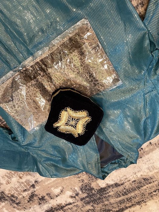 Продам чапан новый!