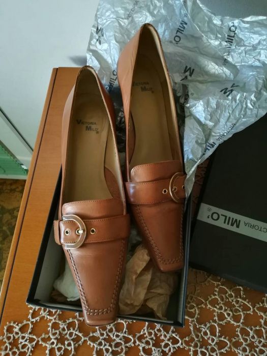 Елегантни обувки Viktoria Milo