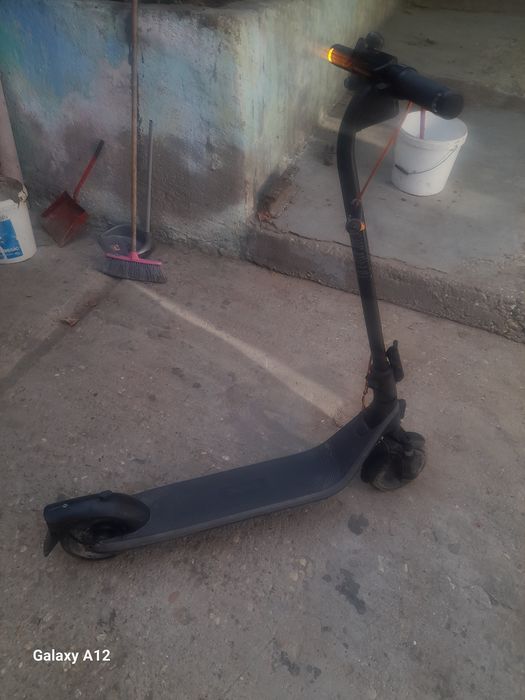 Vând trotinetă electrică!