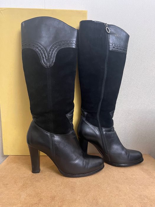 Сапоги 2 пары и ботинки  на каблуке