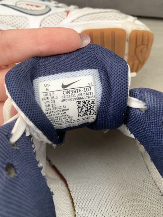 Дамски маратонки Nike