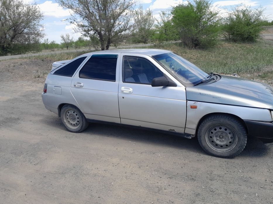 Продам ваз 2112 или на разбор. На ходу.