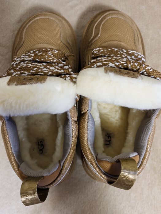 UGG Lowmel  40