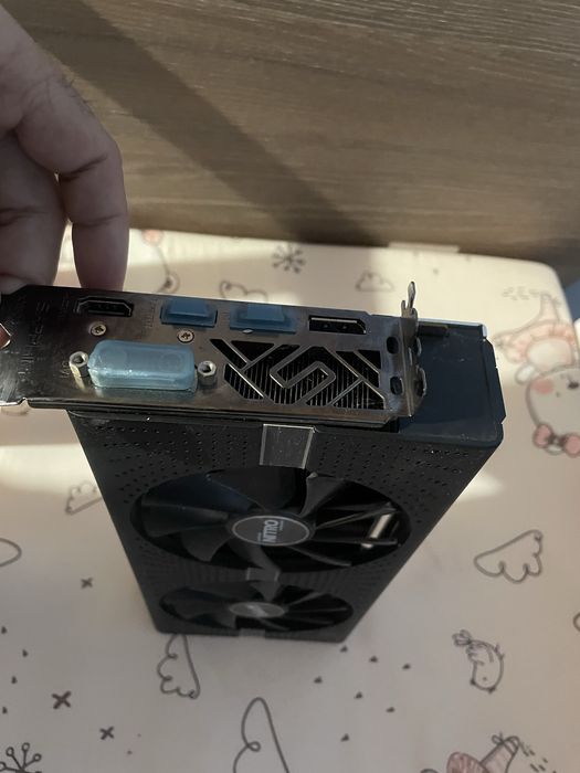RX 570  nitro +