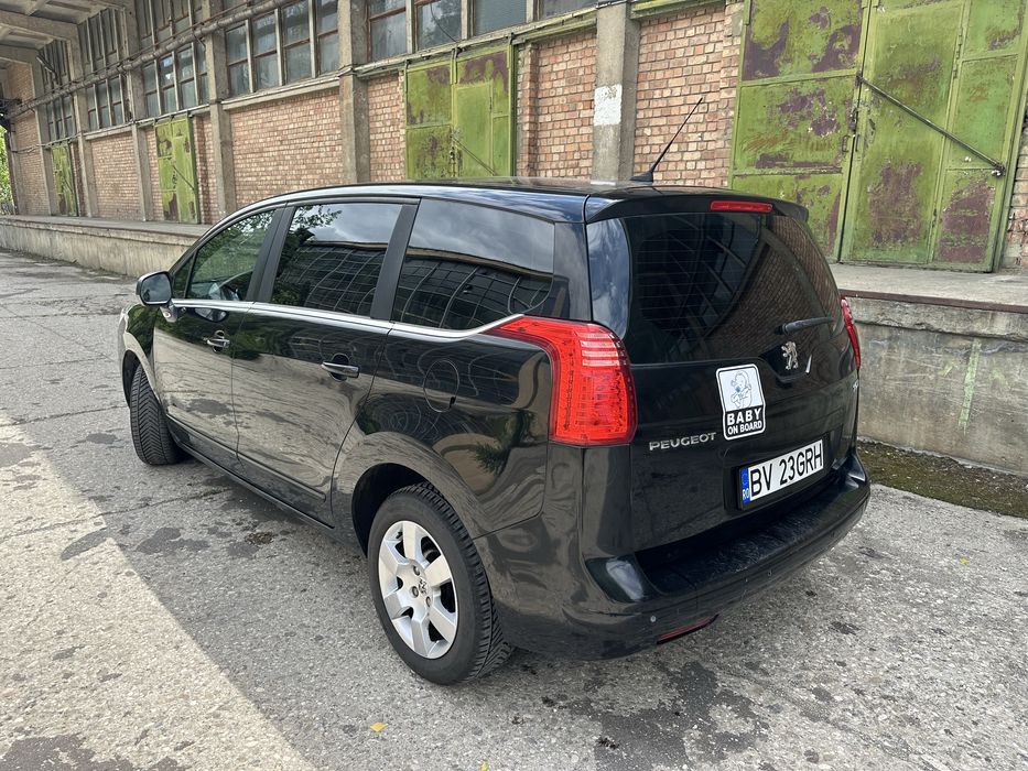 PEUGEOT 5008 2011 — imagine 2