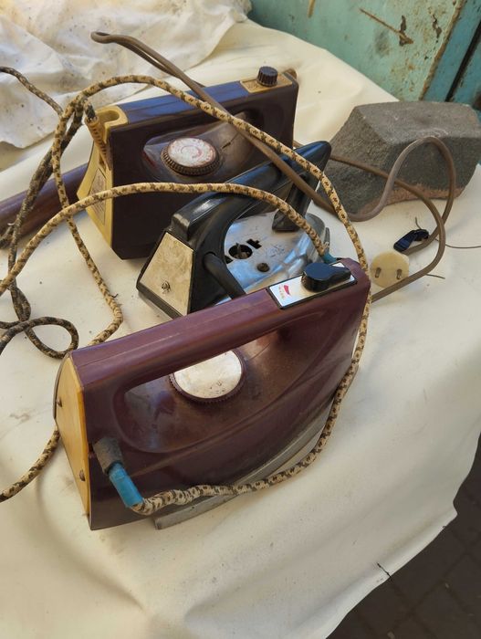 Утюг советского времени