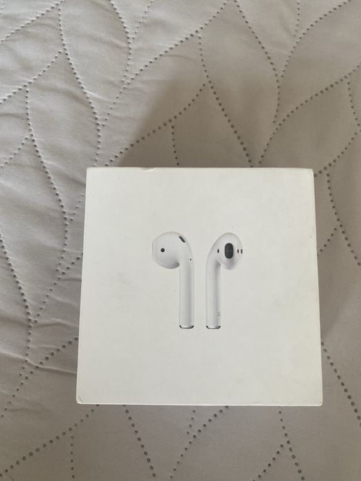 Продам наушники AirPods