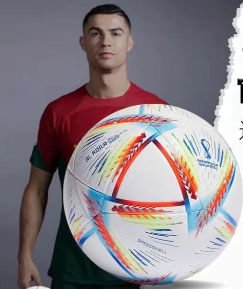 Оригинальные футбольные мячии