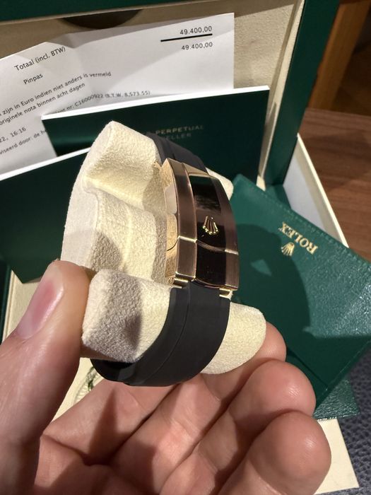 Rolex Sky Dweller Rose Gold Chocolate Dial  42mm  fullset