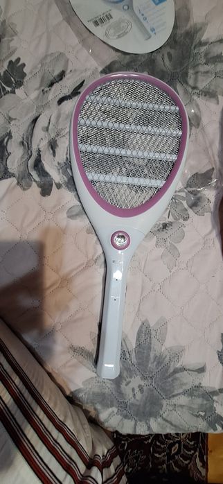 LED електрическа хилка против комари