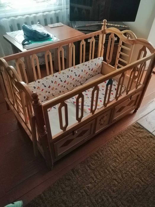 Кроватка детская