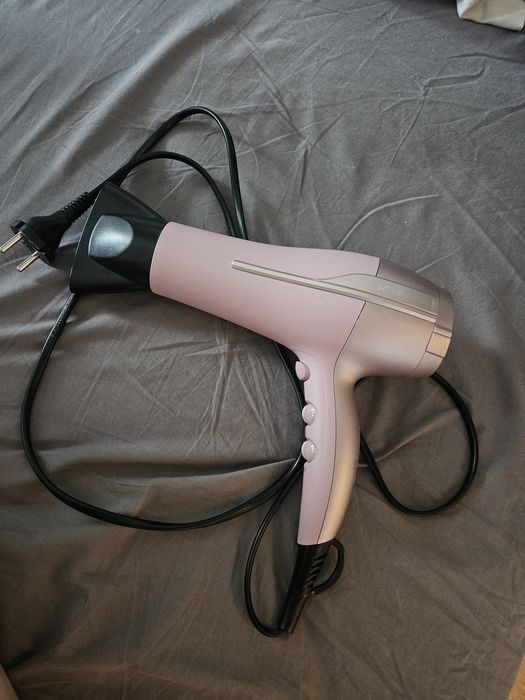 Uscător de păr Remington - Roz / Rose Gold - Stare impecabilă