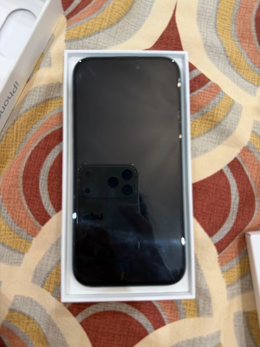 Iphone 16, 256 GB + чехол оригинал