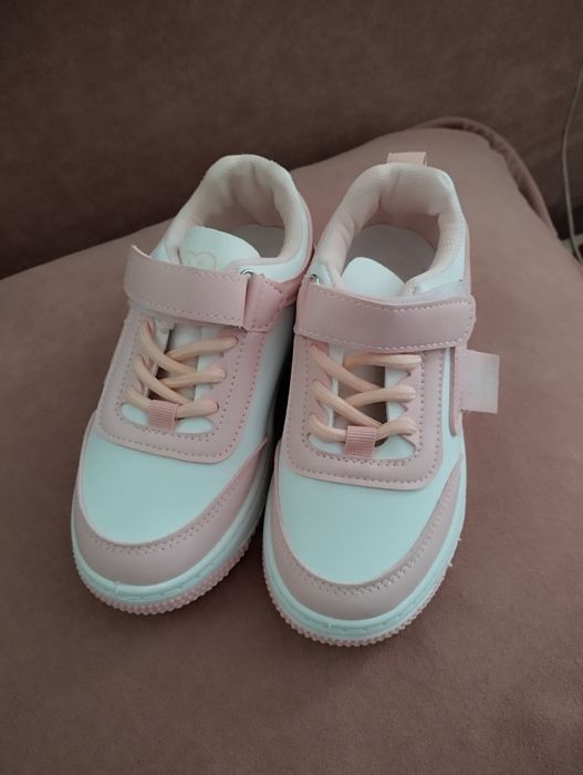 Кросовки для девочки