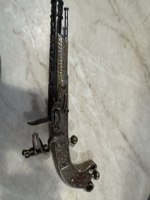 Декоративен старинен пистолет – испанска реплика