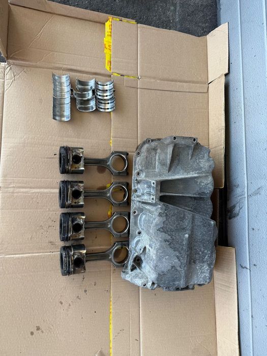 Baie de ulei Originală BMW / MINI Cooper (Motoare N47N) - Cod 11137811592 R56 r58 etc