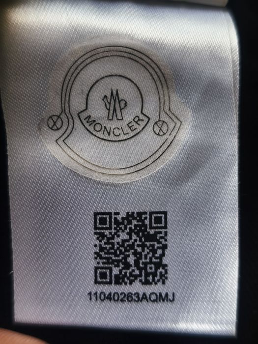 Moncler мъжка поло блуза М размер оригинална.