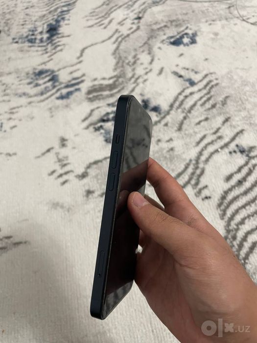 iphone 13 sotiladi