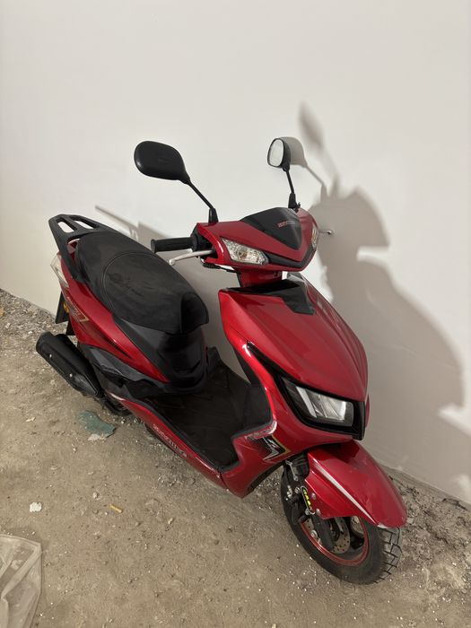 Продаю Мопед LIYA M5