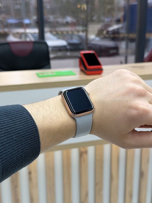 Apple Watch SE 40 mm | iStatus