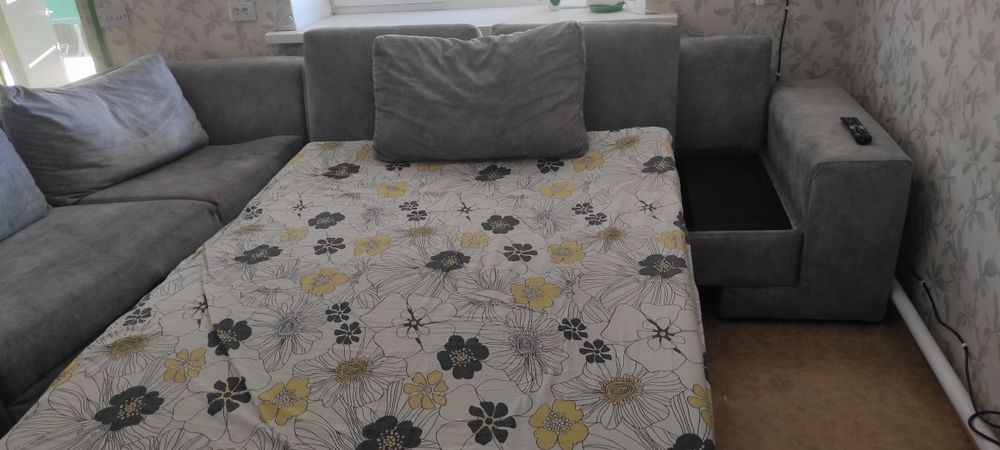 Угловой диван 2м*3м