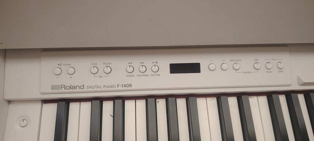Pianina electroaccustica Roland