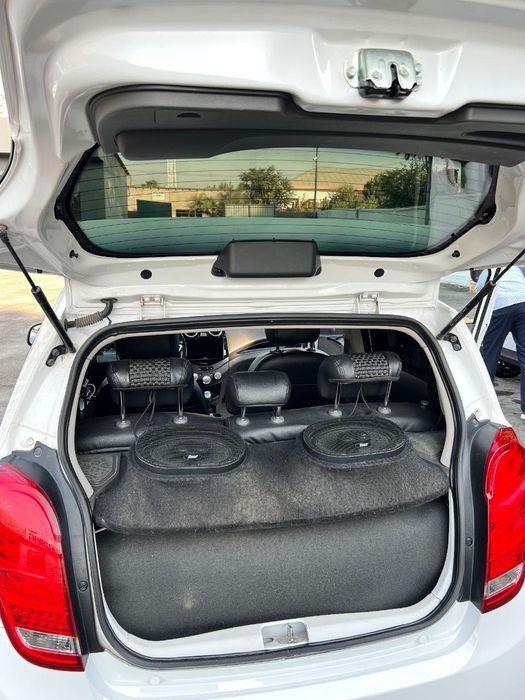 Срочно сотилади спарк