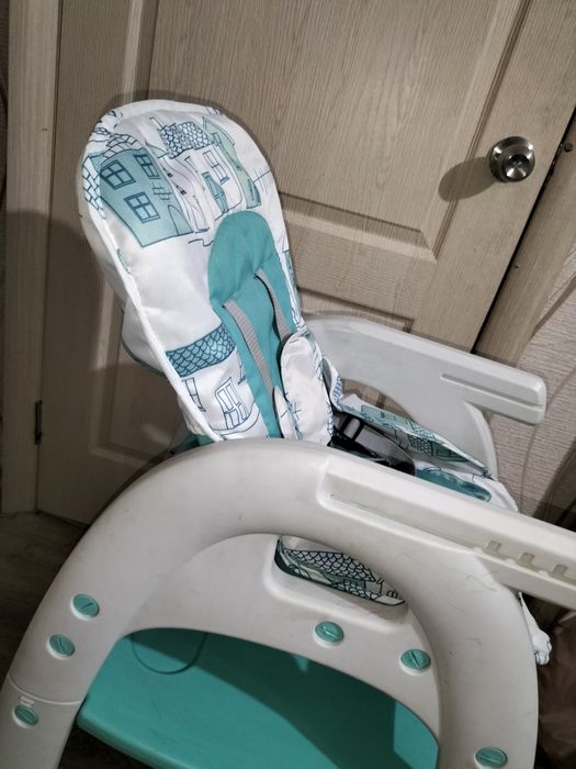 Продам стул для кормления!СРОЧНО!