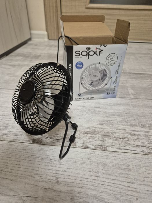 Мини настолен вентилатор