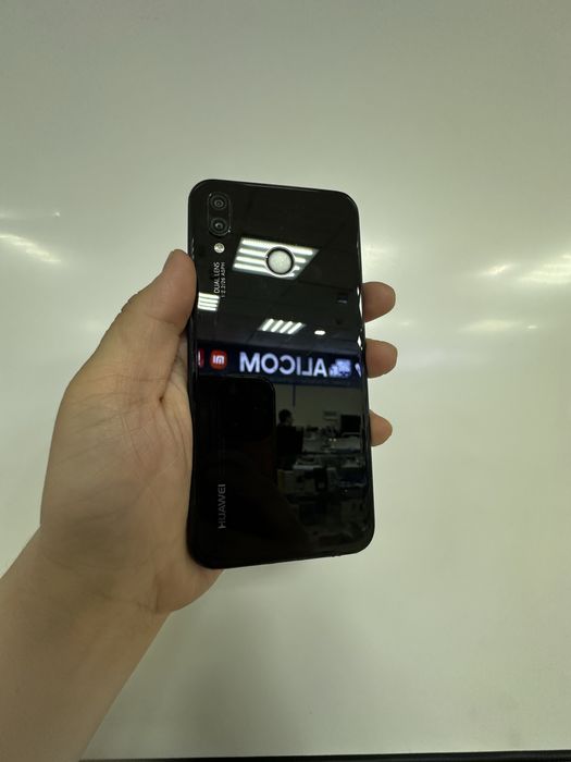 Huawei P20 lite 64Gb  цена 20000