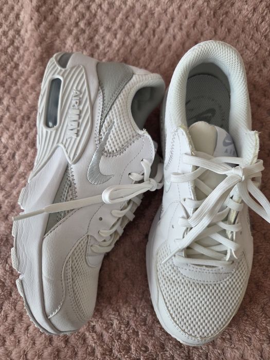 Дамски маратонки Nike