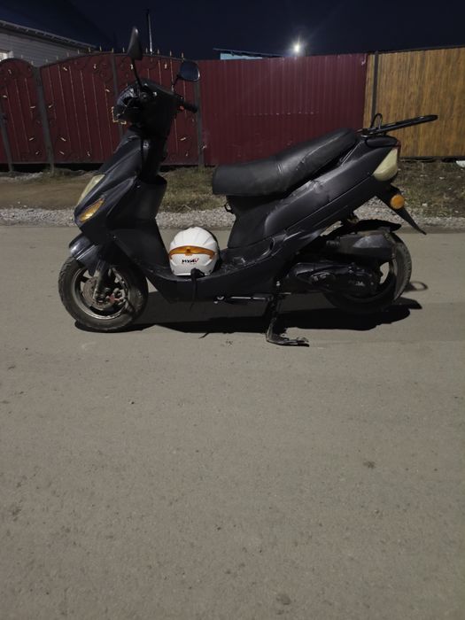 Продам скутер  в нормальном состоянии