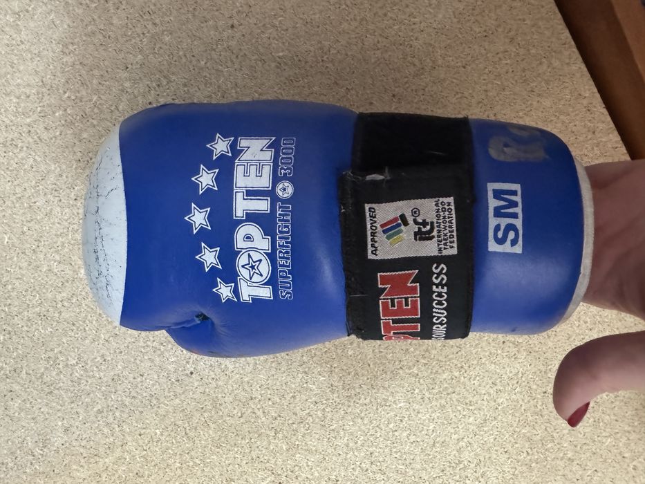 Продаются персатки для таэквондо ITF TOP TEN