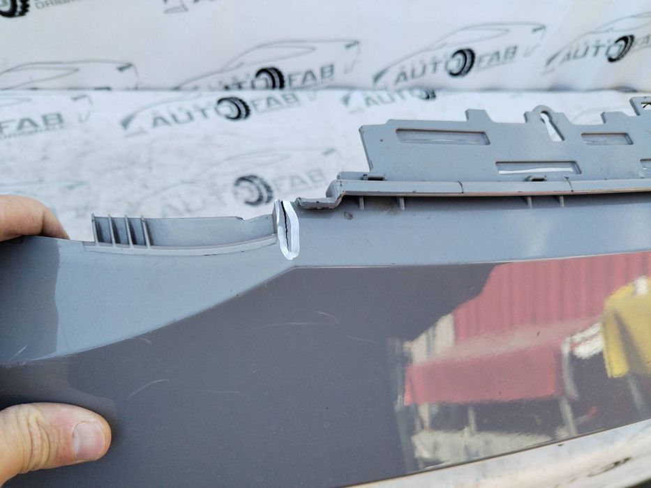 Bara fata Volkswagen Golf 8 an 2019-2020-2021-2022-2023