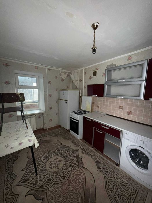 Продам 3х комн кв Сазда кирпичный дом