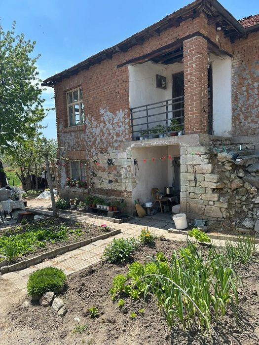 Стара къща в с.Малък извор
