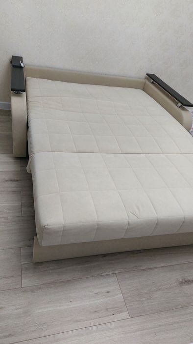 Диван для гостиной