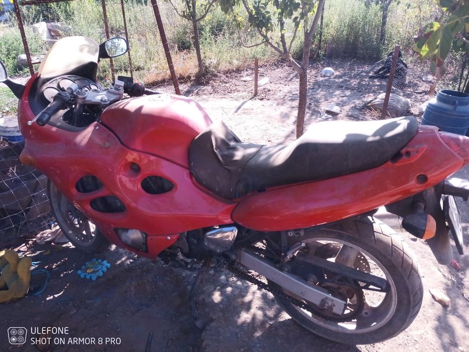Vând motor Suzuki catana de 600 90 de cai acte la ea ITP expirat