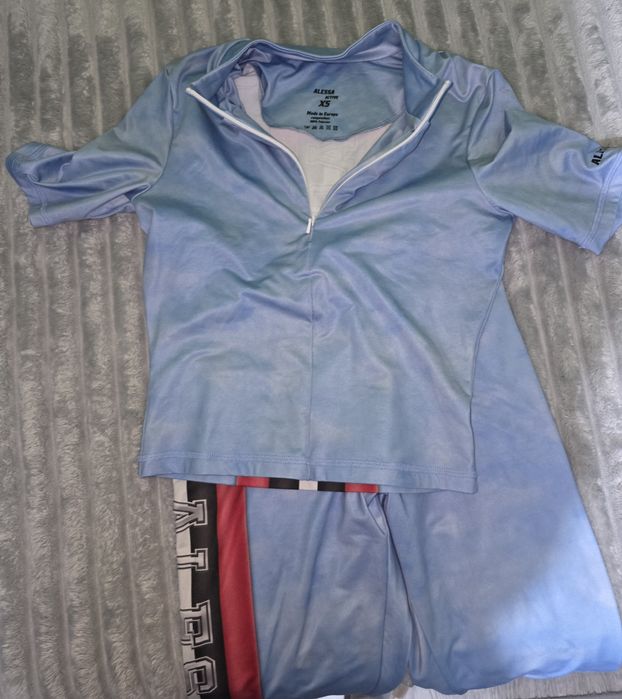 Алесса спортен комплект