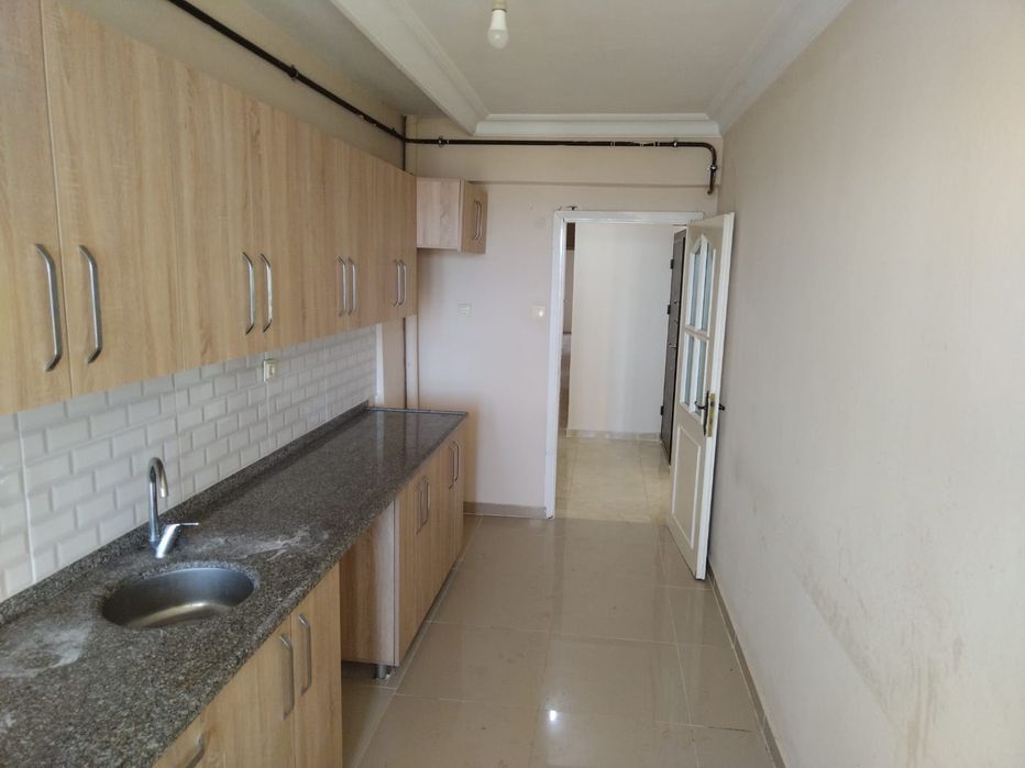 135 кв м. апартамент в Текирдаг