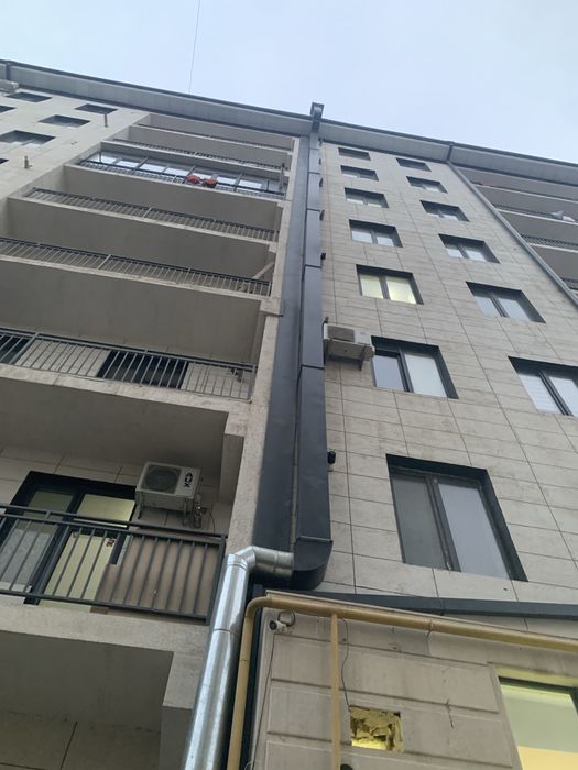 Дымоход 22-30 метр примерно , 9 этажга етади . Ечиб бериш мани хисобим