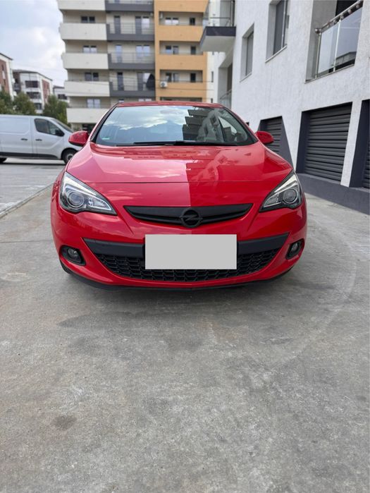 Opel Astra J gtc 2012
