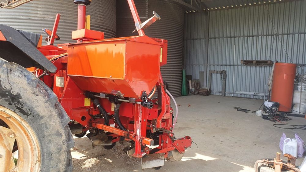 Semanatoare porumb 4 rânduri kongskilde