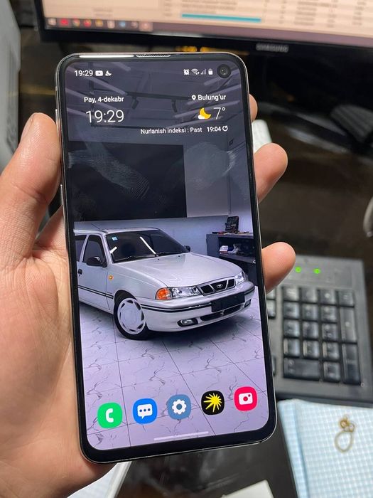 Samsung s10e sotiladi