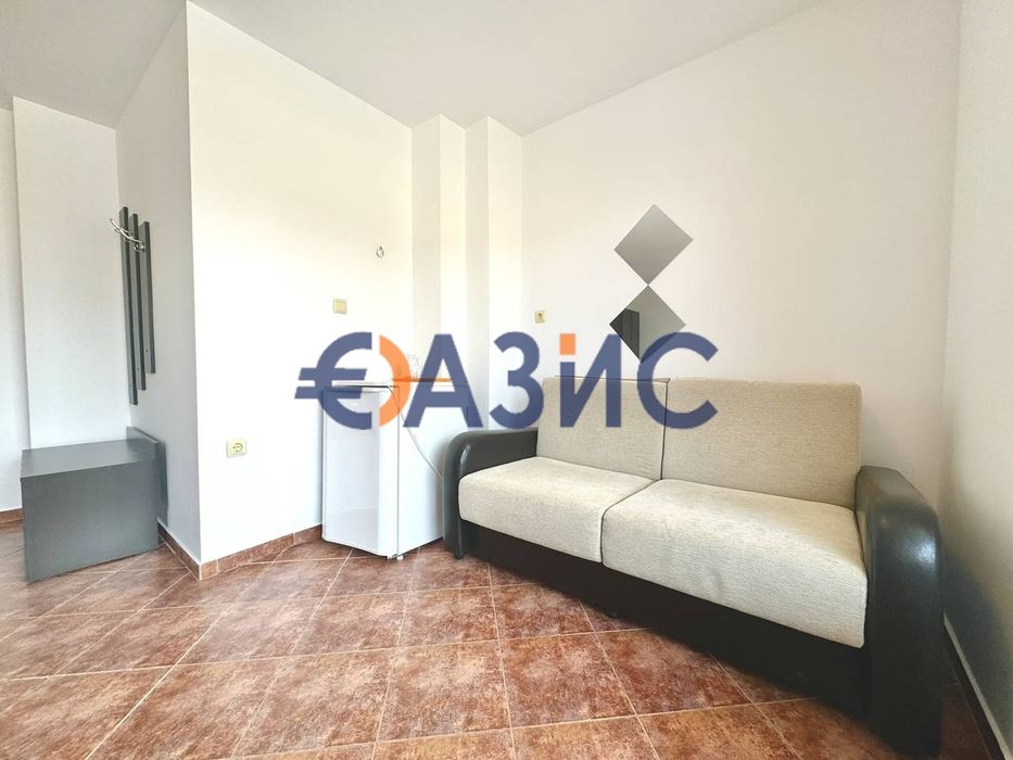 Продава се Едностаен апартамент в с. Кошарица, Област Бургас - 51 кв.м за 489 €/кв.м - Снимка #8