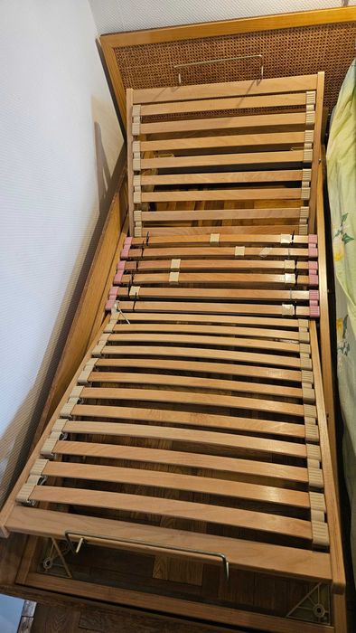 НАМАЛЕНА ЦЕНА! Подматрачни рамки 2 бр. За легла 82/186 см.