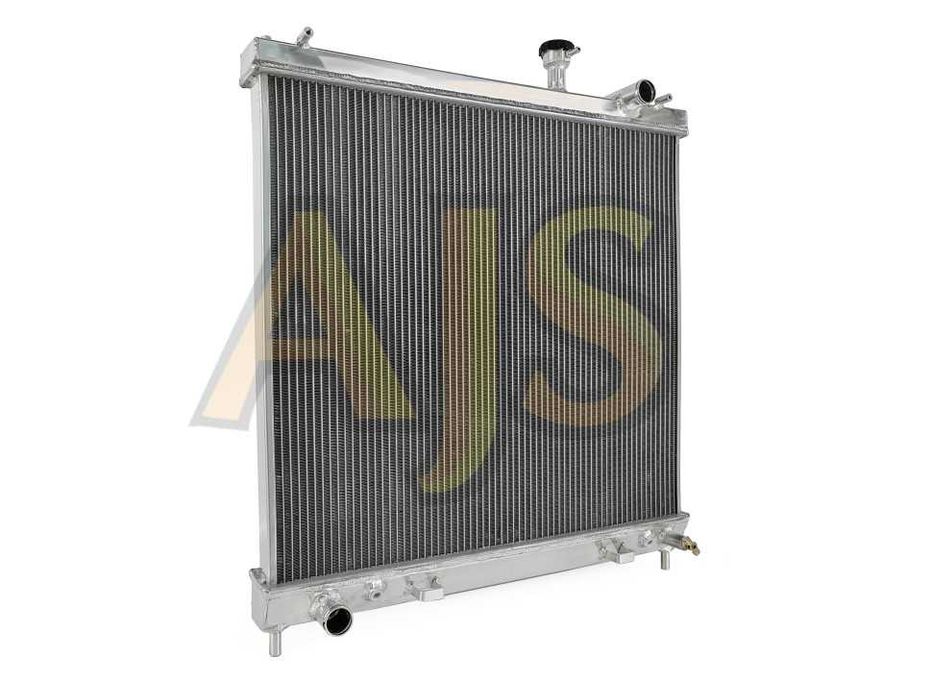 Радиатор  Nissan Armada, Titan 4, Infiniti QX56 5.6l 40мм AT AJS