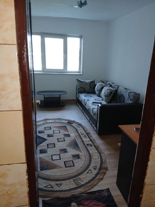 Vând camera stil garsonieră