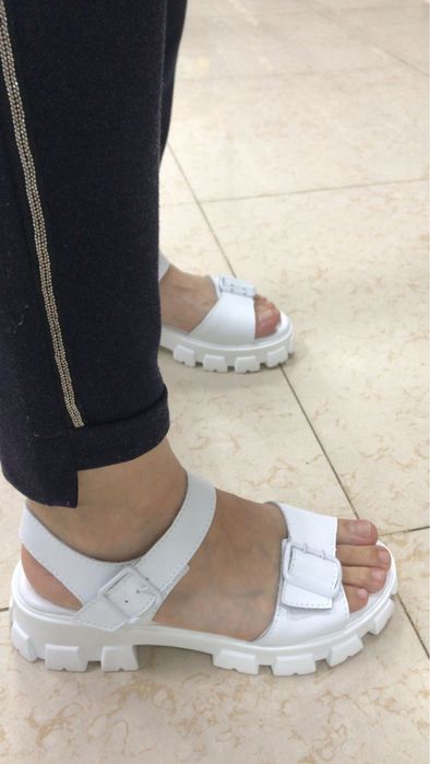 Летние босоножки