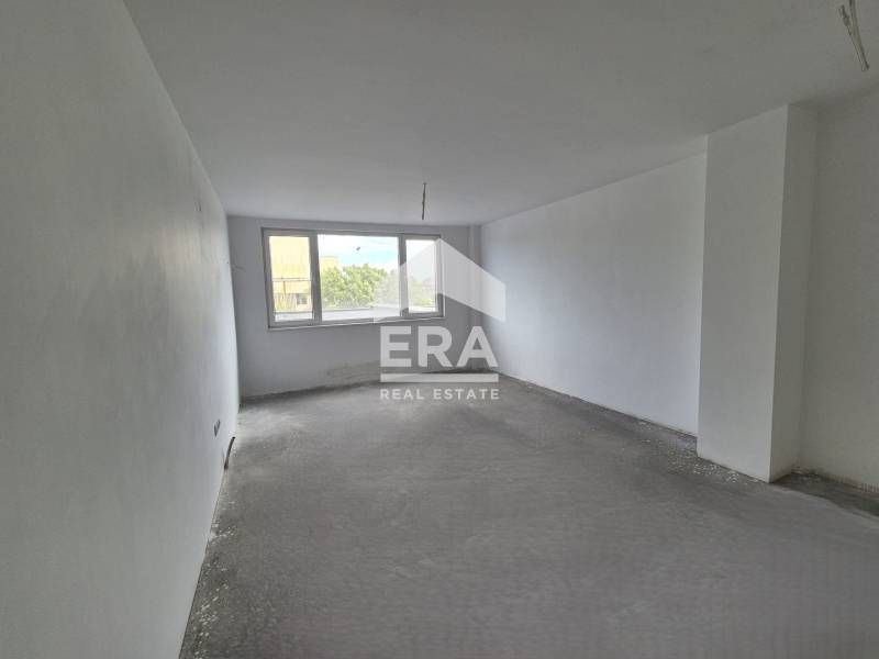 Продава се Тристаен апартамент в Кърджали, Център - 110 кв.м за 1046 €/кв.м - Снимка #7